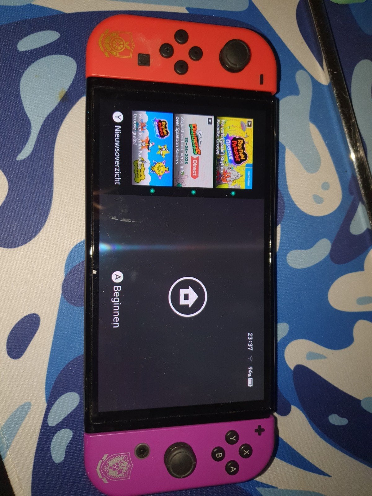 Nintendo switch pokemon editie, Spelcomputers en Games, Spelcomputers | Nintendo Switch, Ophalen, Met 2 controllers, Refurbished