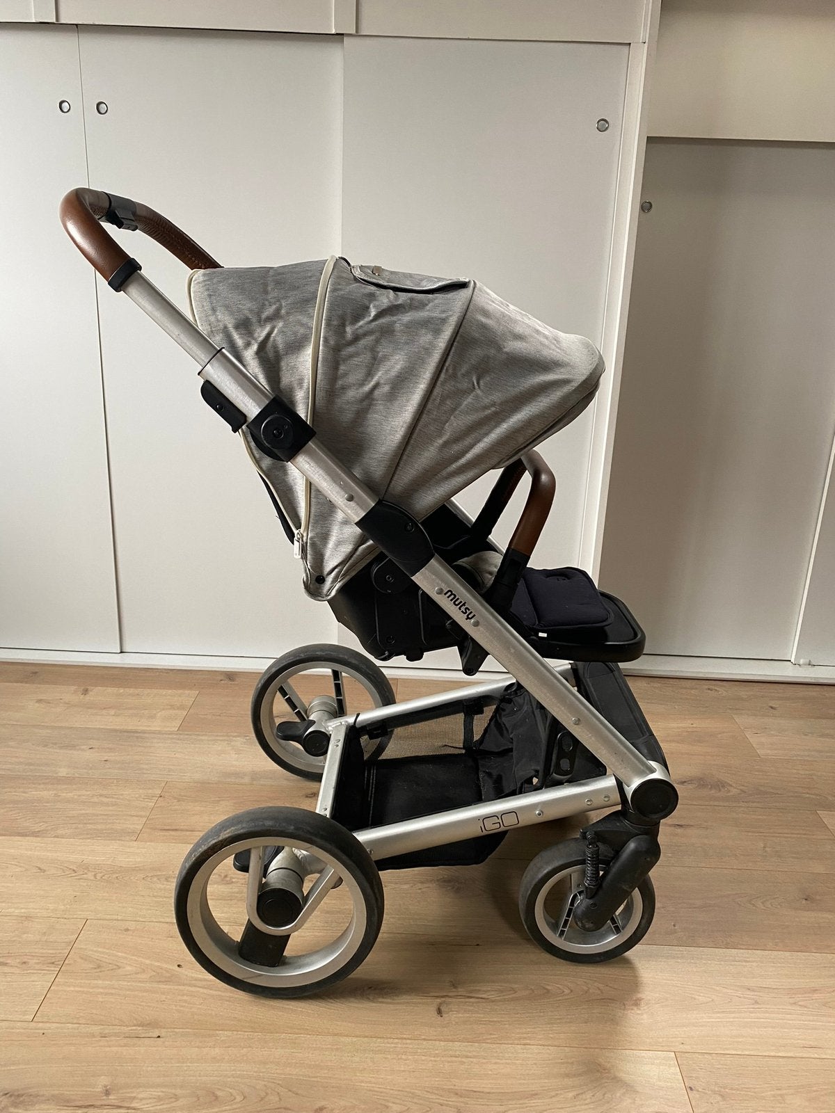 Mutsy igo, Kinderen en Baby's, Ophalen, Gebruikt, Verstelbare duwstang, Combiwagen