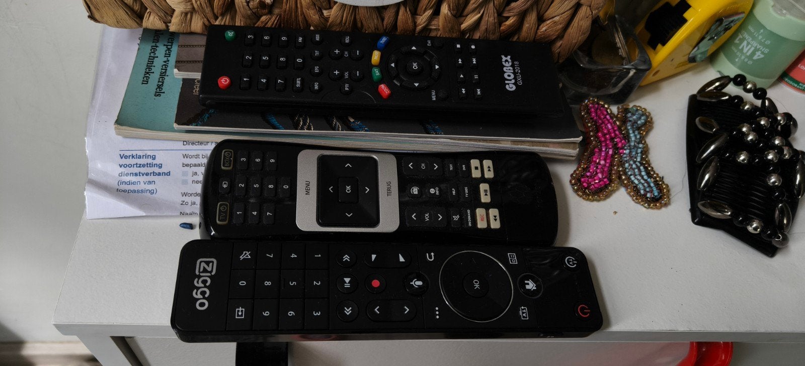 Gratis grote schotel antenne satel..en apart afstandnedining, Ophalen