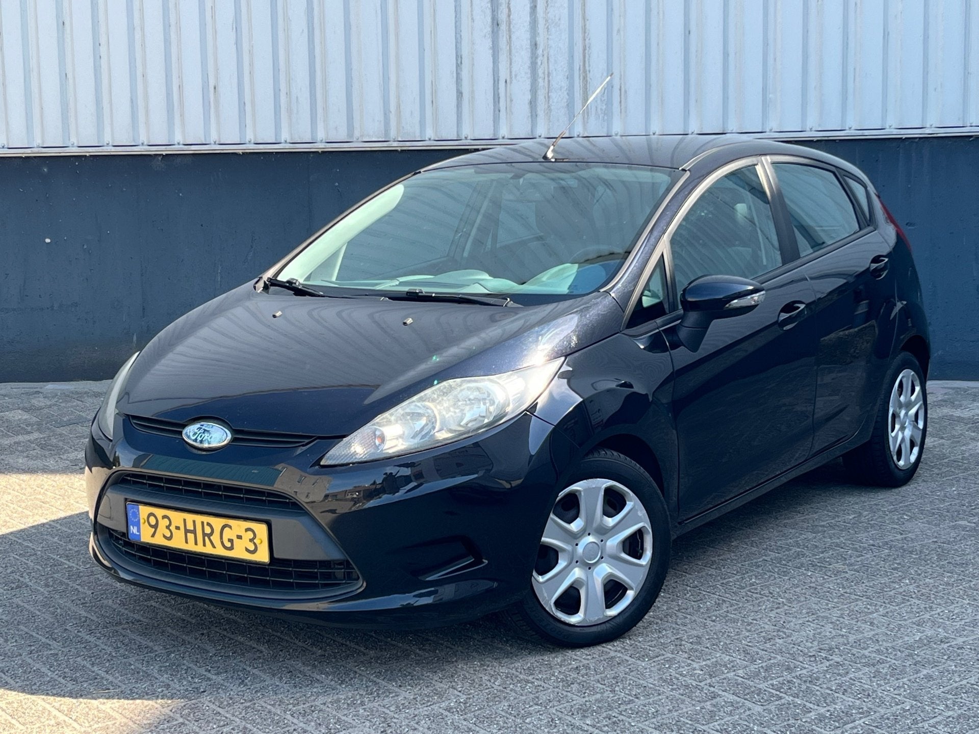 Ford Fiesta 1.25 Trend | 5drs | Airco | Nieuwe APK | CPV + A, Auto's, Ford, Voorwielaandrijving, Stof, 82 pk, Zwart