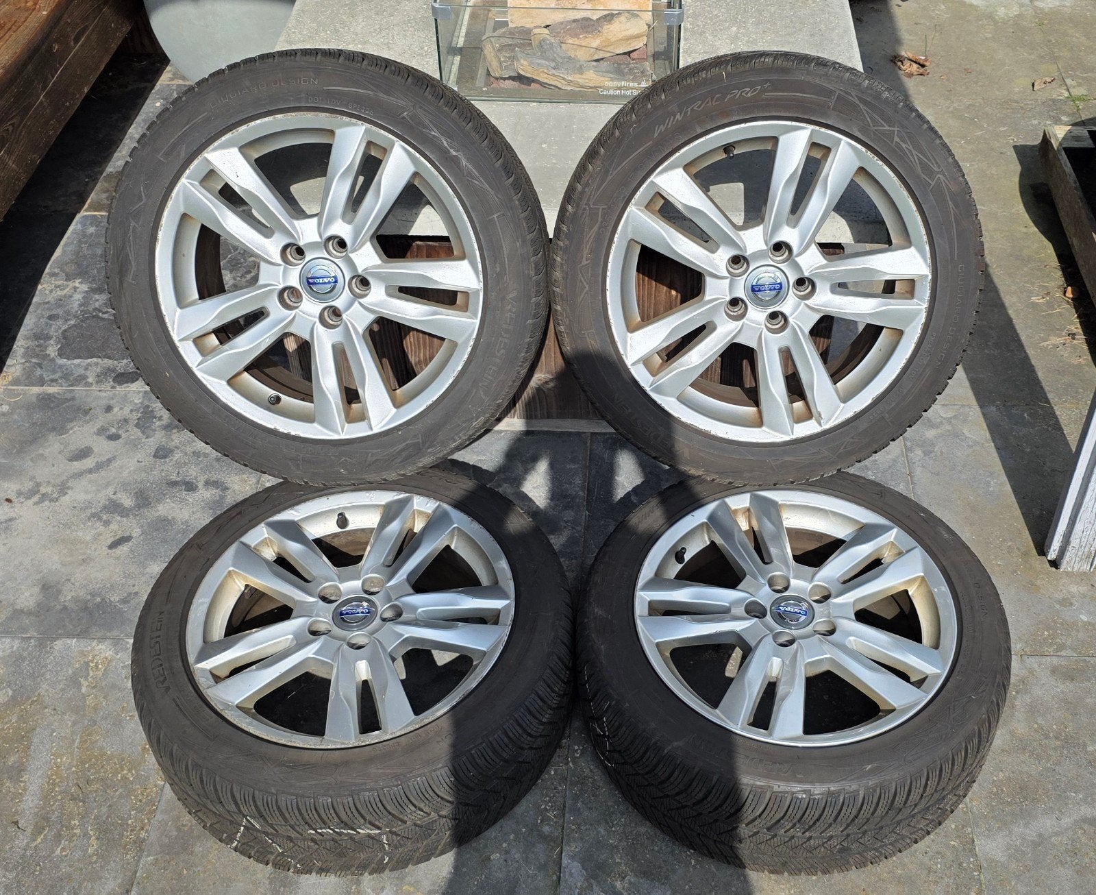 Volvo 17 inch 235/45 R17 Vredestein WintracPro+ winter 7/6mm, Ophalen, Gebruikt, Banden en Velgen, 17 inch