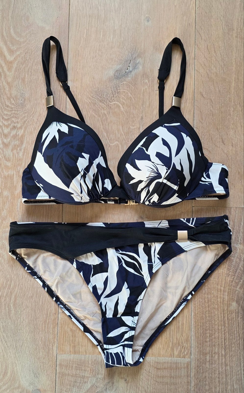 Eigenl nieuw! 2xgedr. Mt M, 75 C/D bikini wild flowers, blue, Blauw, Ophalen of Verzenden, Zo goed als nieuw, Bikini