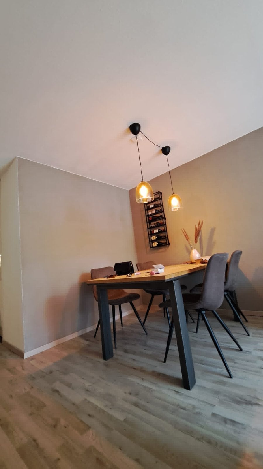 Eettafel met 4 stoelen - Gebruikt maar in prima staat, Ophalen, Gebruikt, 4 tot 6 stoelen
