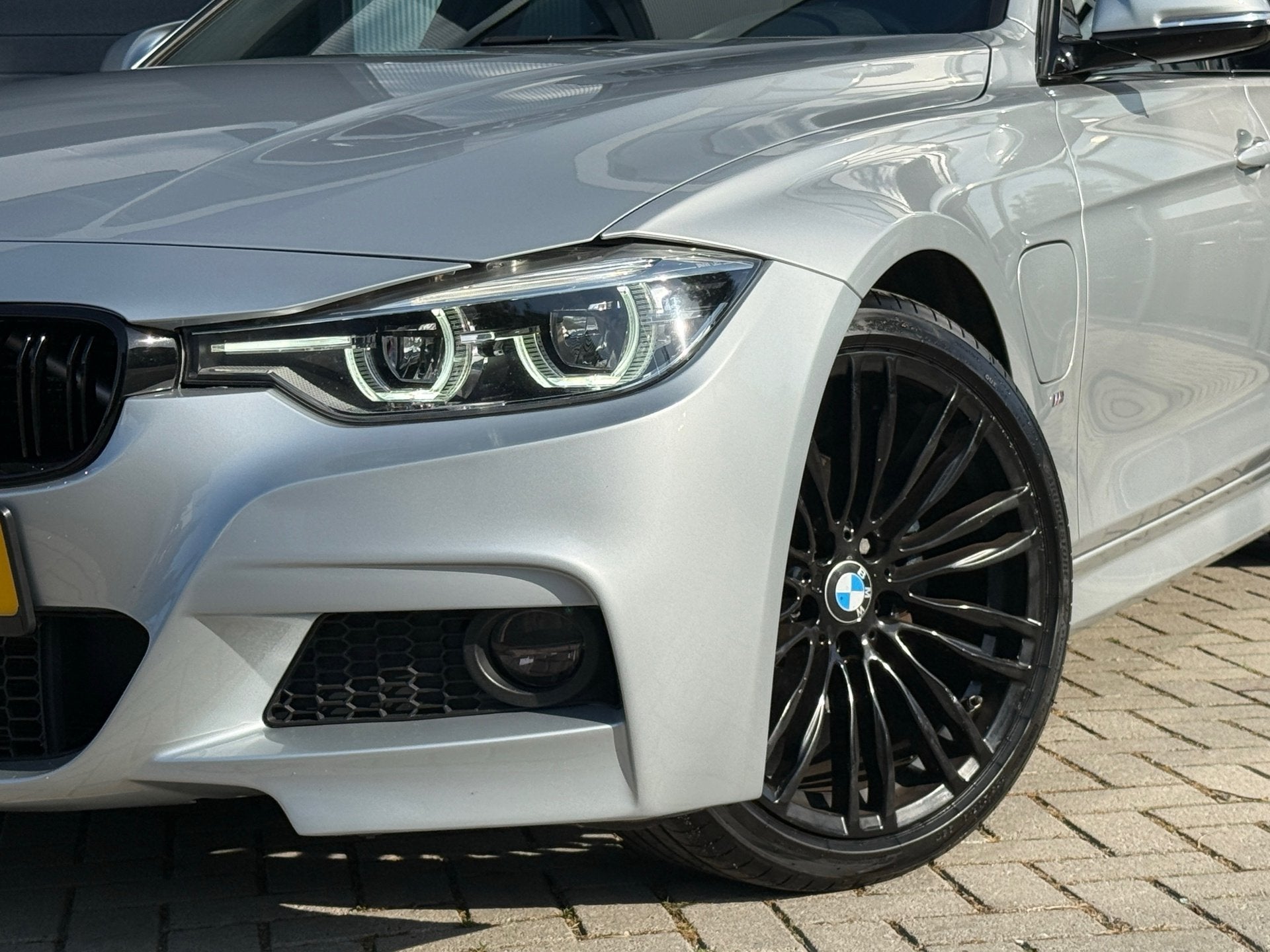 BMW 3-serie 330e Centennial High Executive / AKRAPOVIC / NAP, Auto's, BMW, Automaat, 1998 cc, Achterwielaandrijving, Gebruikt