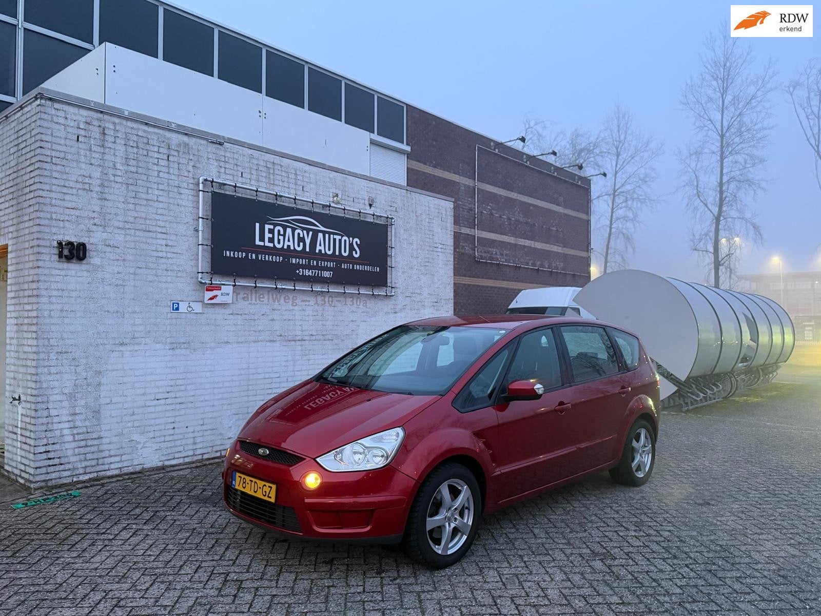 Ford S-Max 2.0-16V - 7 PRSN - GOED ONDERHOUDEN - RIJDT & SCH, Auto's, Ford, Voorwielaandrijving, Dealer onderhouden, Stof, Gebruikt