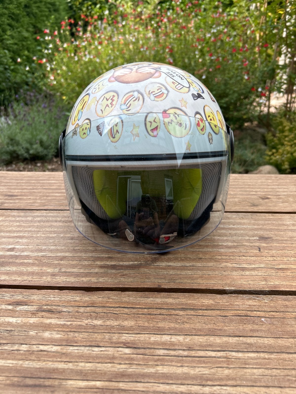 Motorhelm met Emoji-design kinder helm kind scooter, Ophalen of Verzenden, Tweedehands, Overige merken