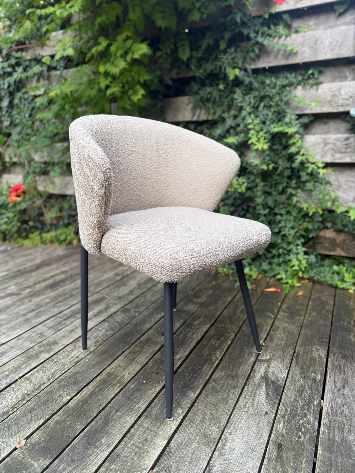 Twee beige stoelen japandi, Huis en Inrichting, Ophalen, Japandi, Overige kleuren, Zo goed als nieuw