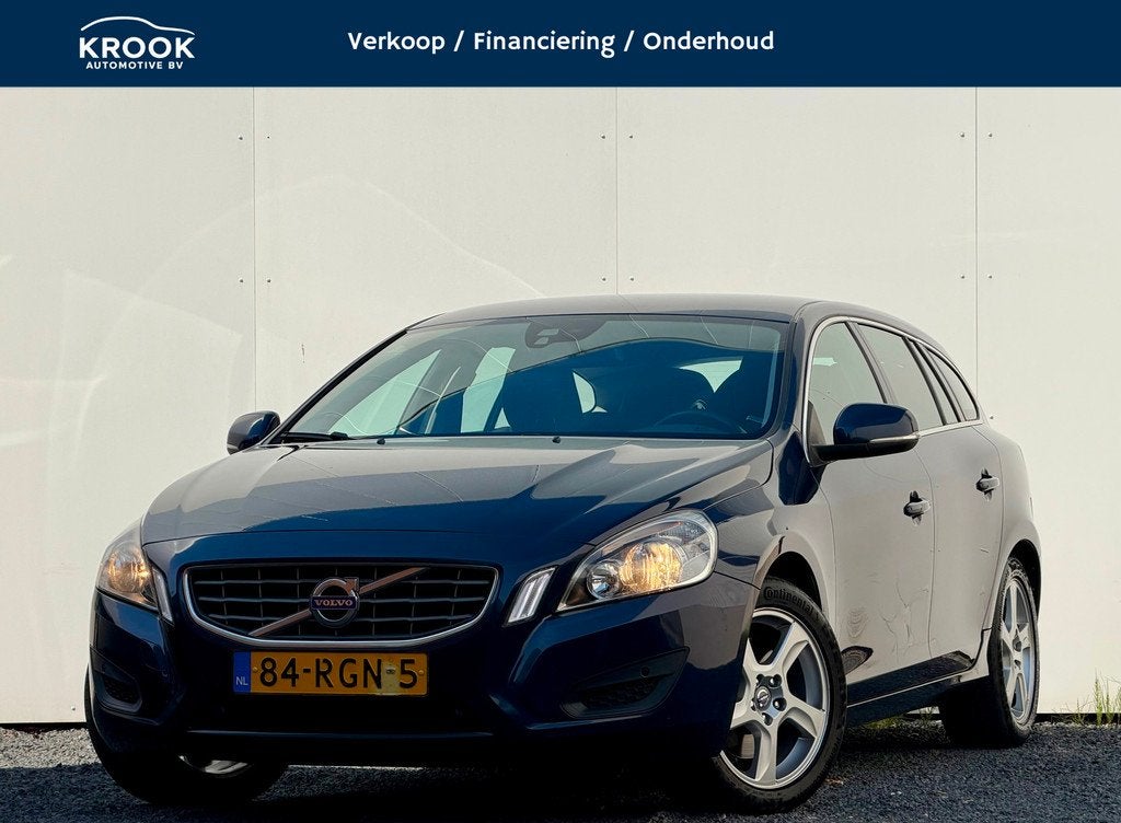 Volvo V60 2.0T Momentum | 2011 | Handgeschakeld |, Auto's, Volvo, Voorwielaandrijving, Euro 5, 4 cilinders, Met garantie (alle)