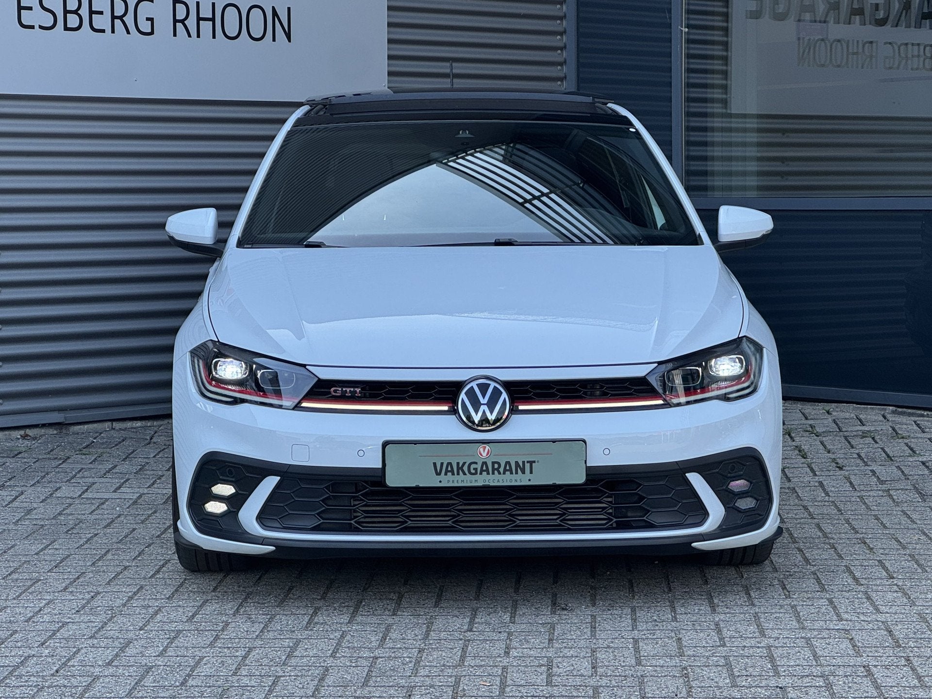 Volkswagen Polo 2.0 TSI GTI DSG SCHUIFDAK,IQ-LIGHTBEATS, 12 maanden, Gebruikt, Zwart, 4 cilinders