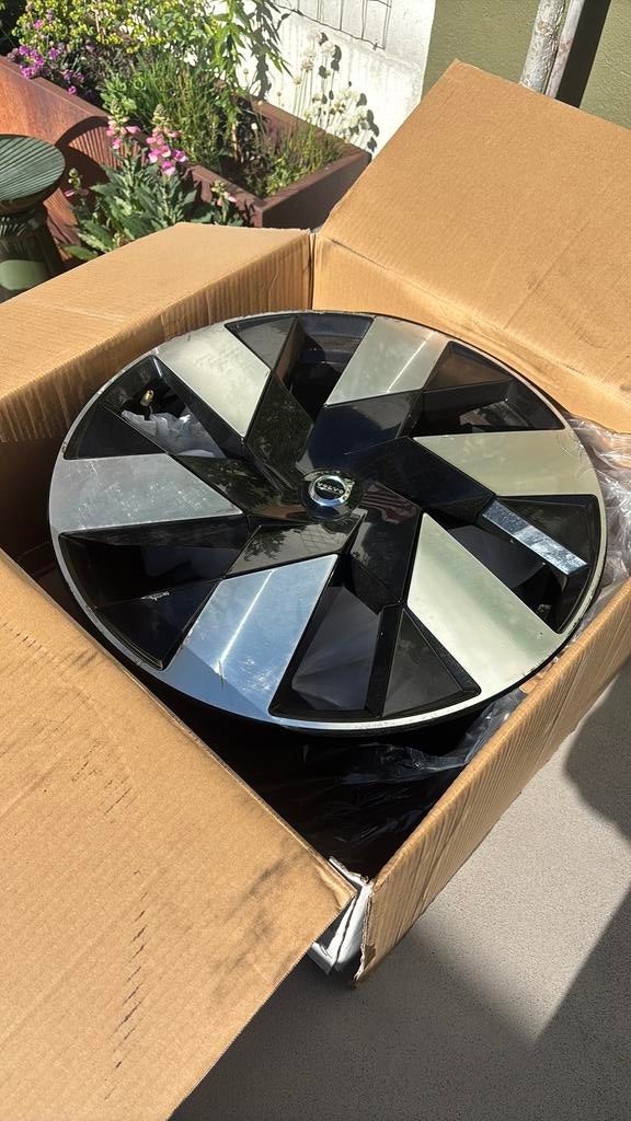 Set originele volvo xc60 velgen, Ophalen, Gebruikt, 255 mm, Velg(en)