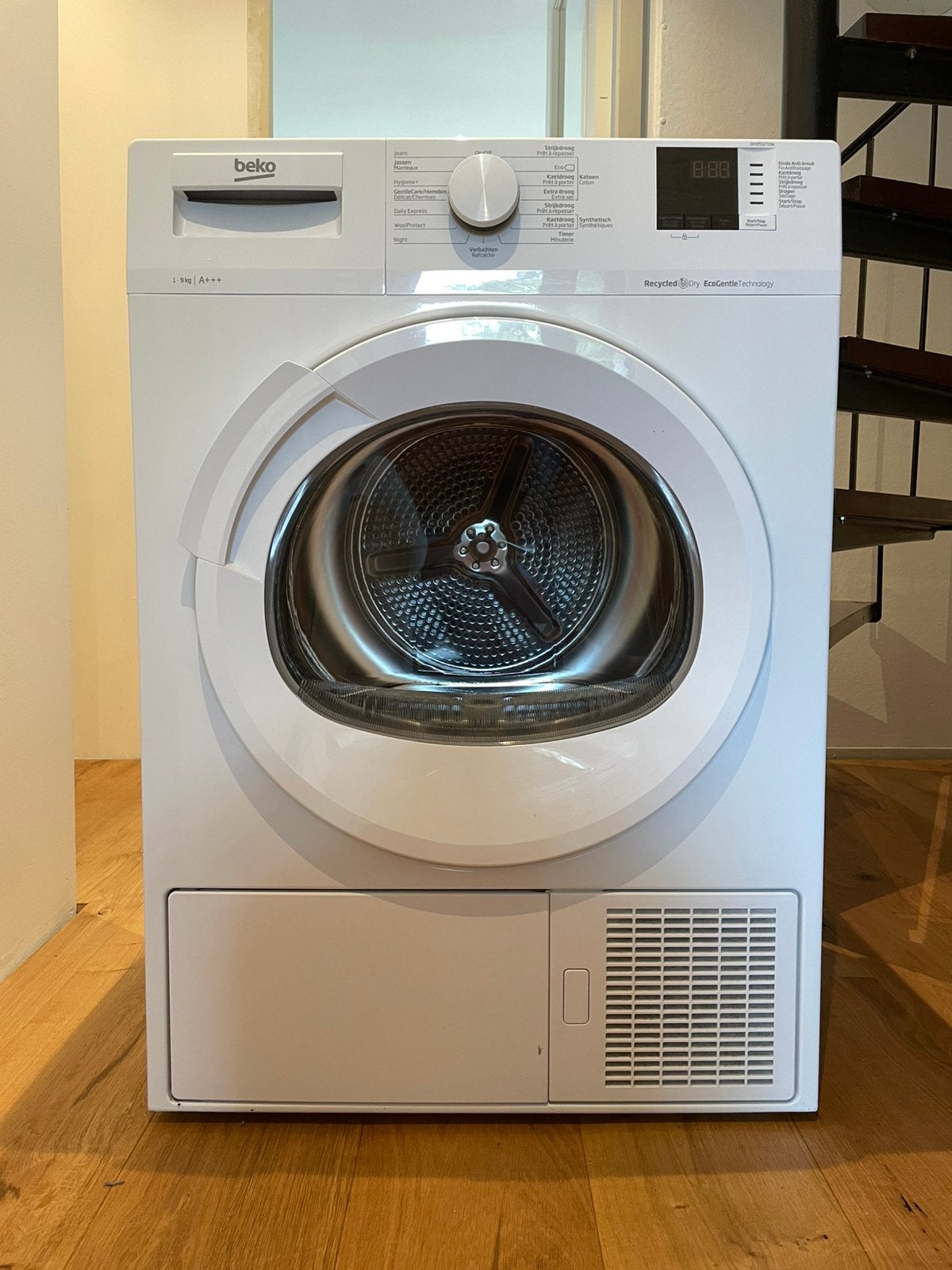 Beko warmtepompdroger DH9552TXW, Ophalen, 8 tot 10 kg, Zo goed als nieuw, Voorlader
