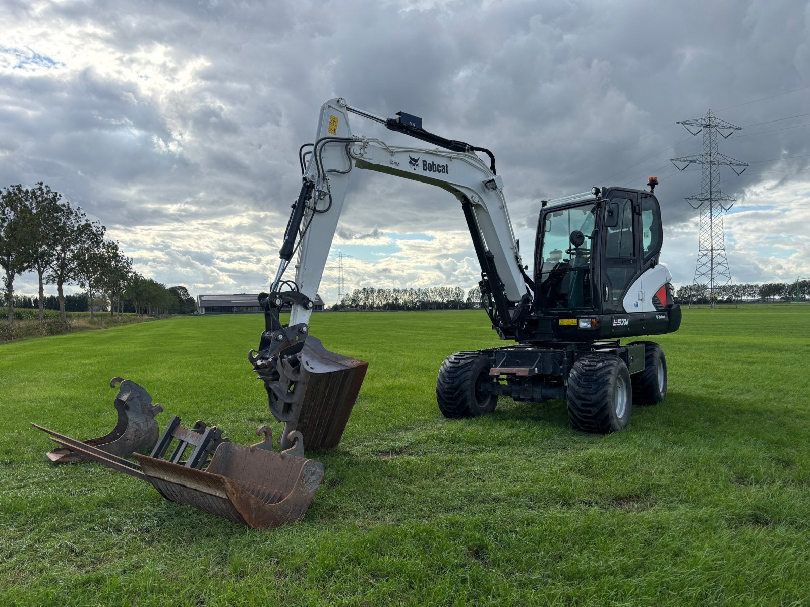 2018 Bobcat E57W 2222 uur mobiele graafmachine doosan DX57W, Zakelijke goederen, Ophalen, Graafmachine