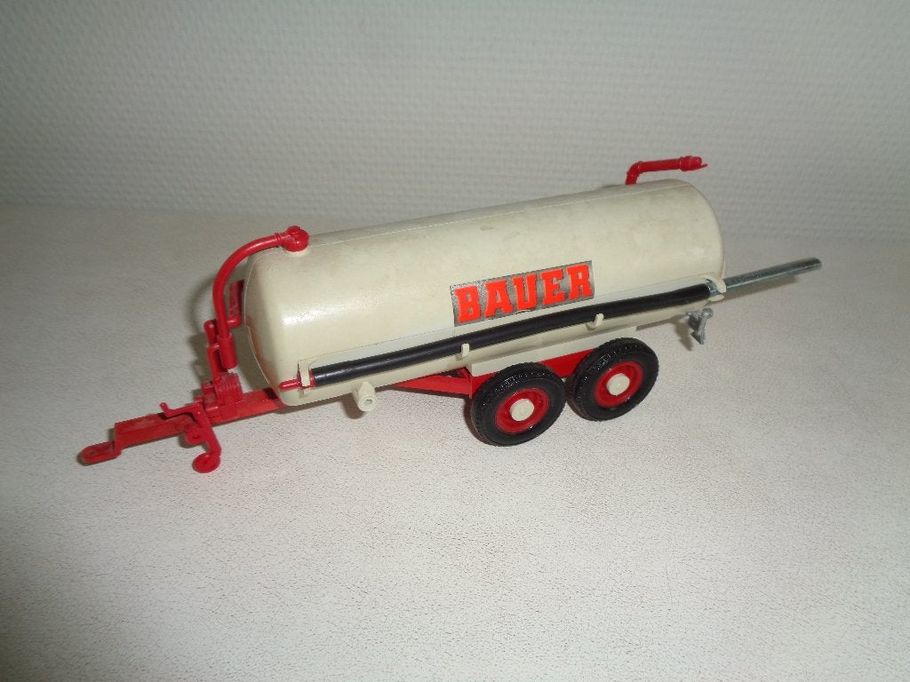 Britains mesttank Bauer., Ophalen of Verzenden, Gebruikt, Tractor of Landbouw, Britains