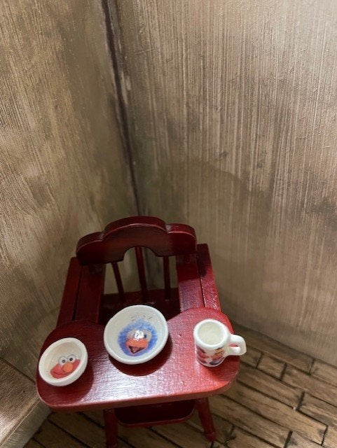 poppenhuis kinderserviesje Sesamstraat, Ophalen of Verzenden, Nieuw, Poppenhuis
