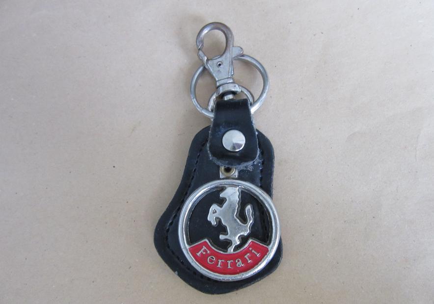 Ferrari sleutelhanger, Verzenden, Gebruikt, Auto's