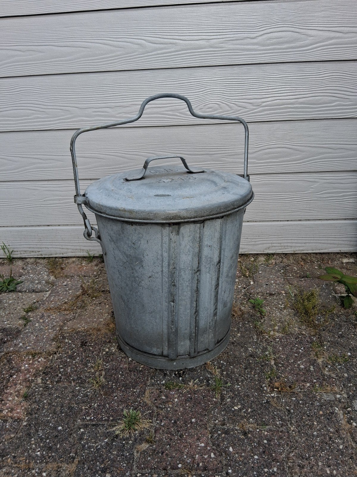 Zinken afvalemmer, Ophalen