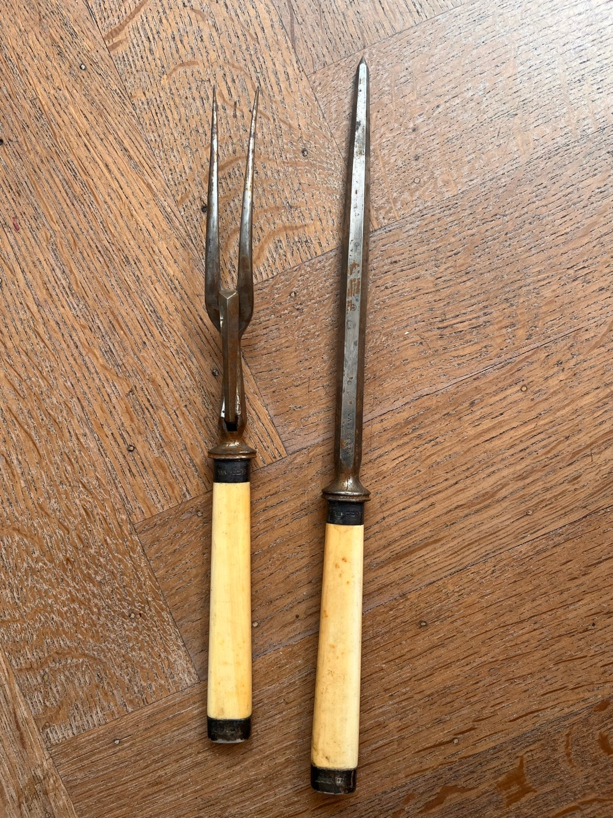 Antieke vleesvork en aanzetstaal, Ophalen of Verzenden