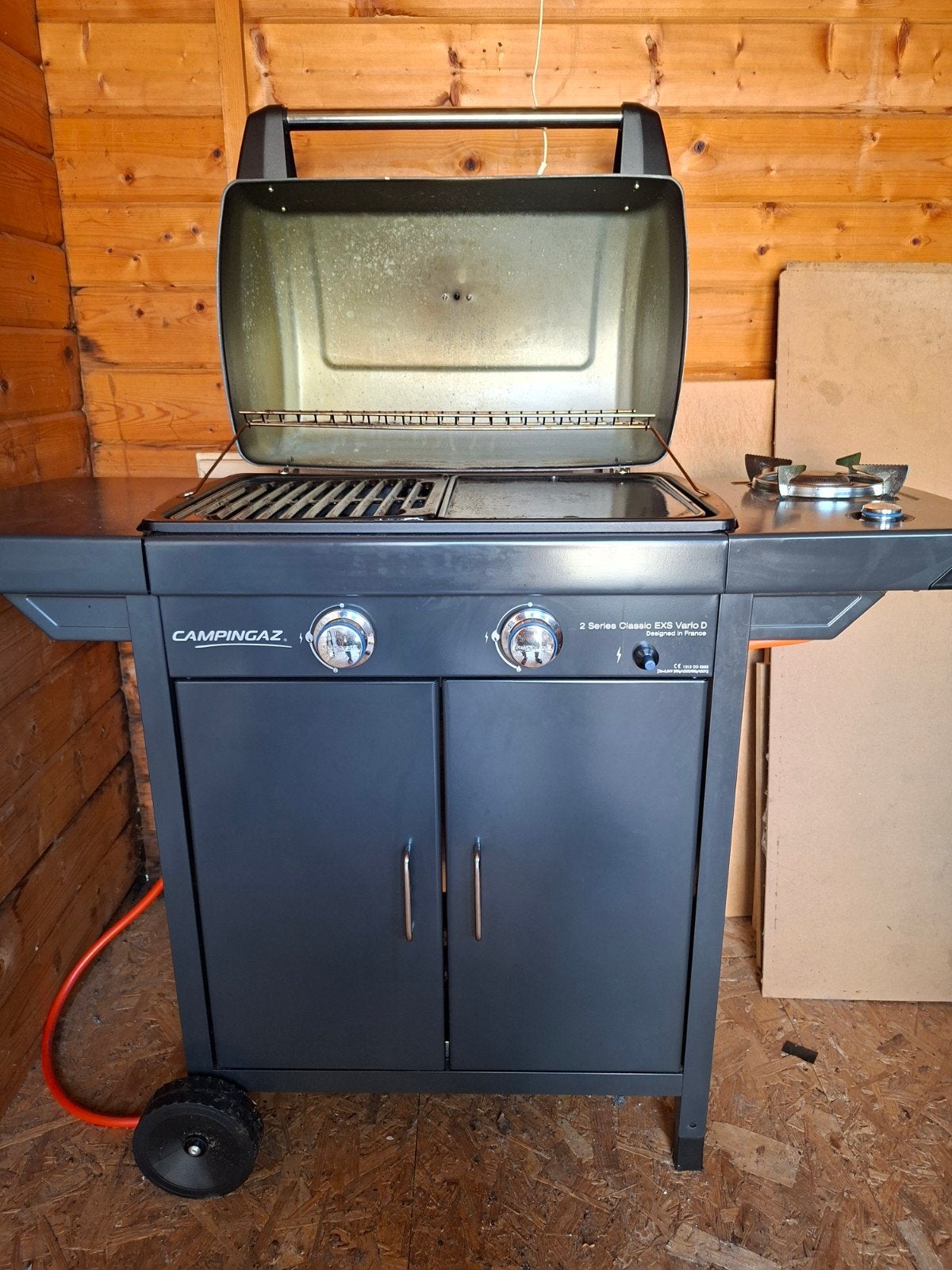 Campingaz BBQ 2 Series Classic EXS Vario D met zijbrander, Ophalen, Gebruikt, Campingaz