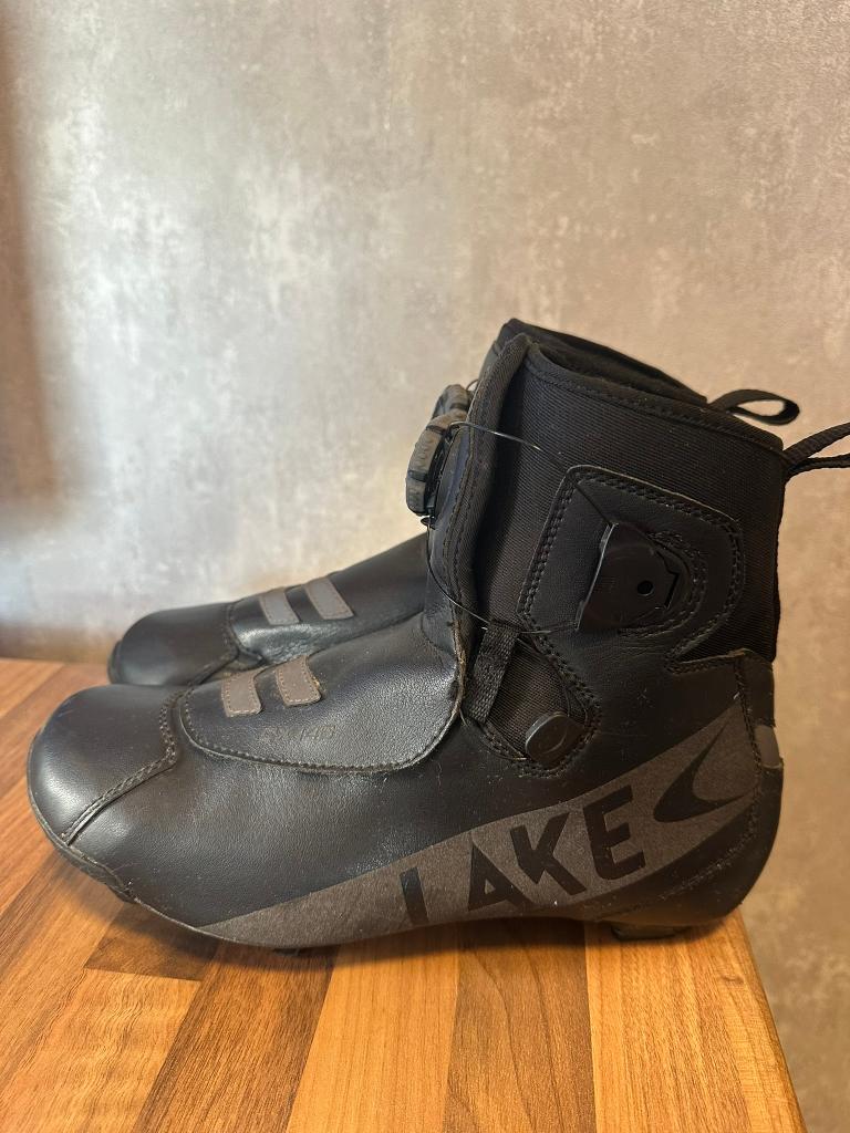 Winter Wielrenschoenen maar 44 (vallen erg klein) ZGAN, Ophalen of Verzenden, Zo goed als nieuw, Schoenen