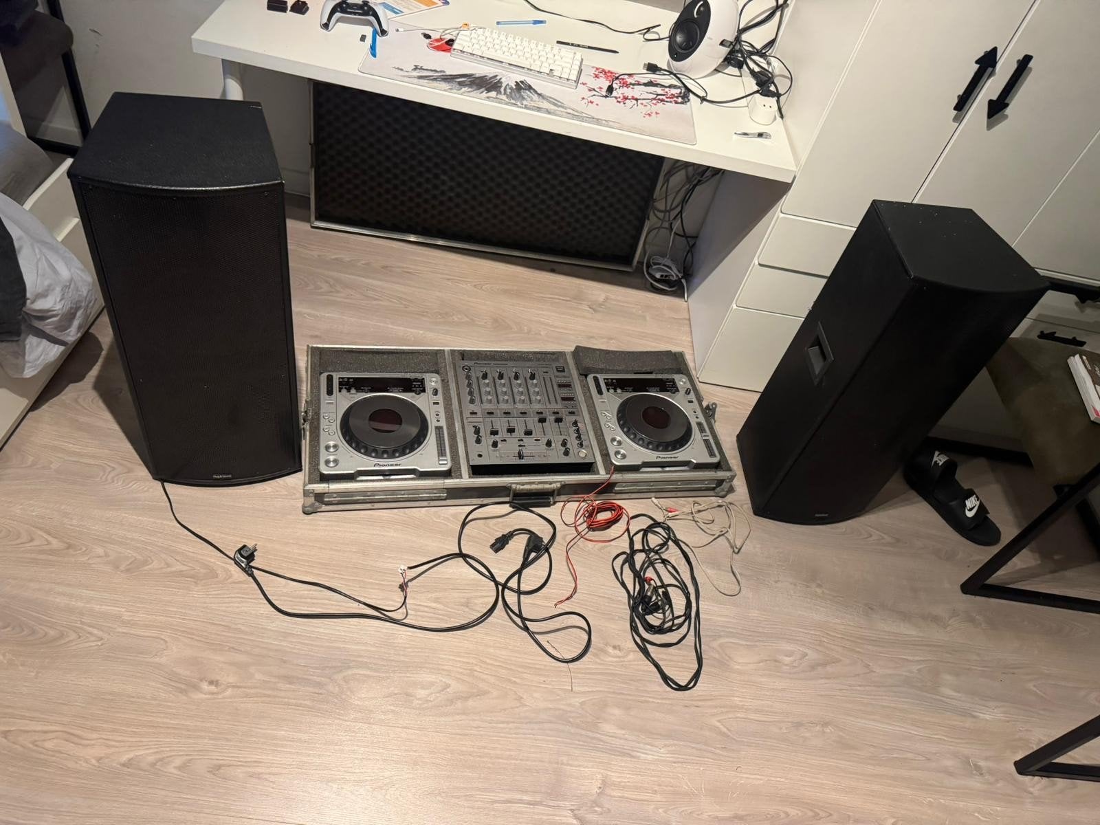 Complete Pioneer DJ-set met 2 speakers, Muziek en Instrumenten, Ophalen, Zo goed als nieuw, Pioneer