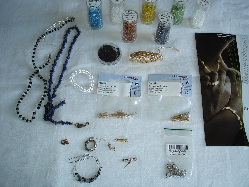 Kraaltjes en ketting slotjes, Hobby en Vrije tijd, Kralen en Sieraden maken, Ophalen, Nieuw, Kraal