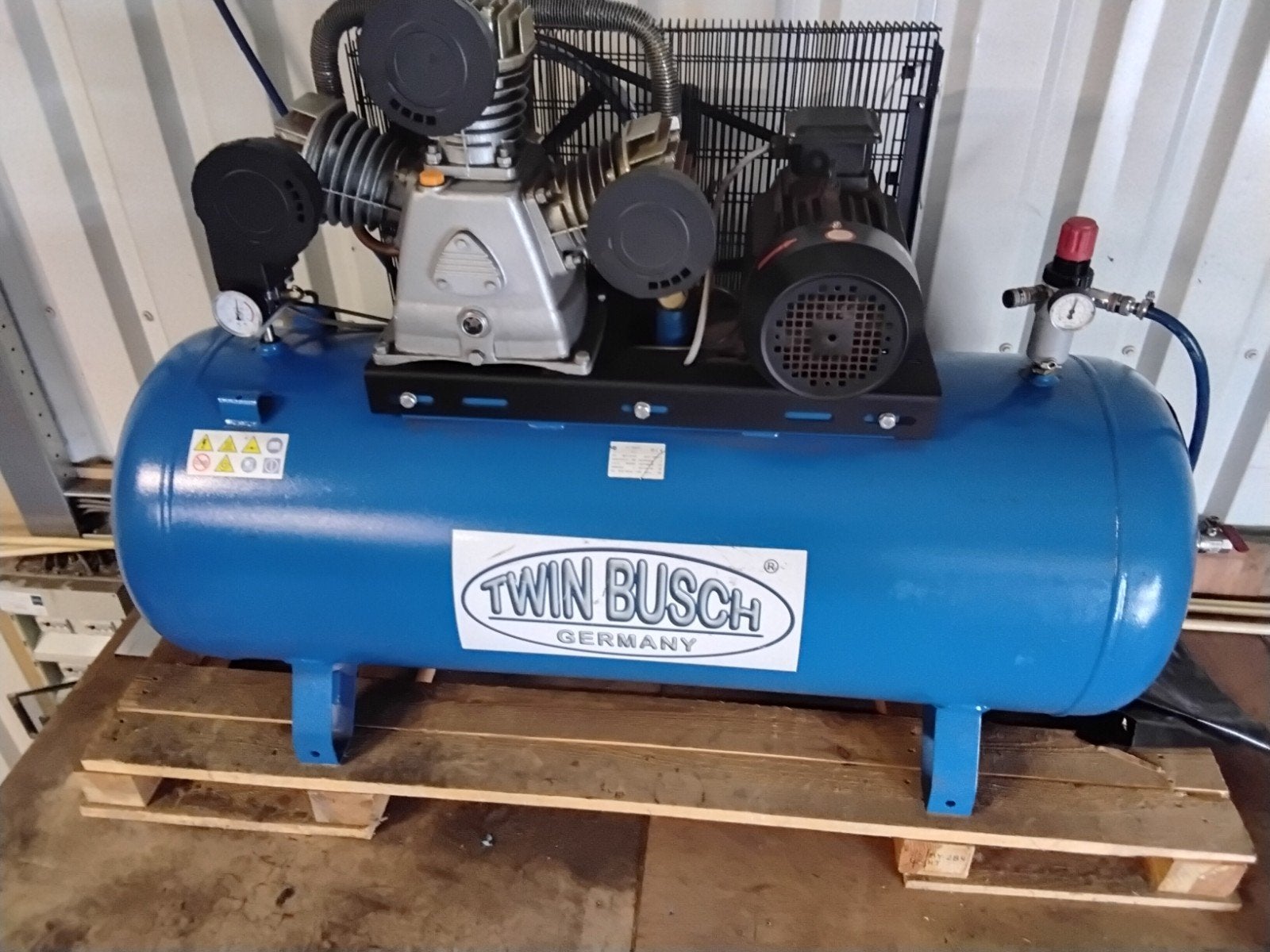 Compressor  Twin Busch., Ophalen