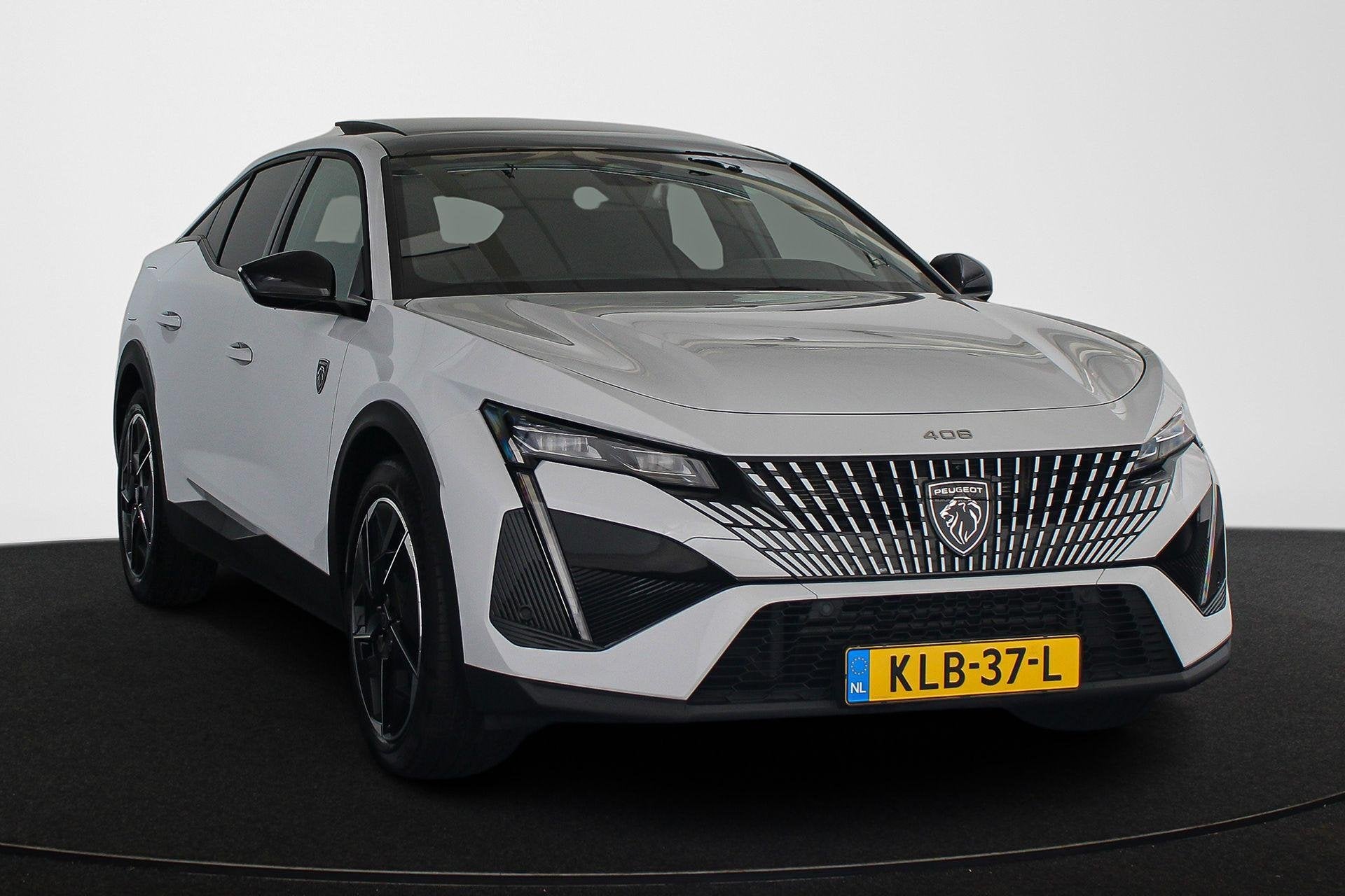 Peugeot 408 1.6 HYbrid 225 EAT8 GT Panoramadak Trekhaak FOCA, Gebruikt, 4 cilinders, https://media-marktplaats.export.dv.nl/23518507648/document-1.pdf