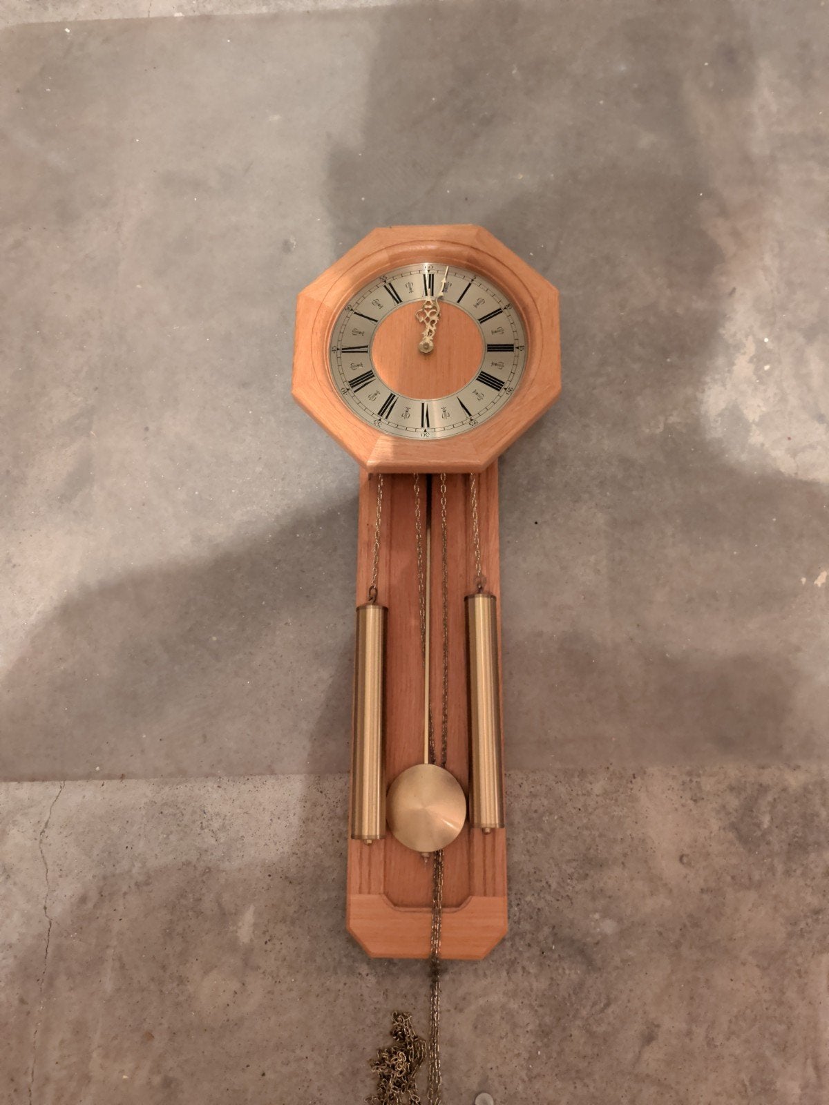 Vintage wandklok met slinger en gewichten, Ophalen
