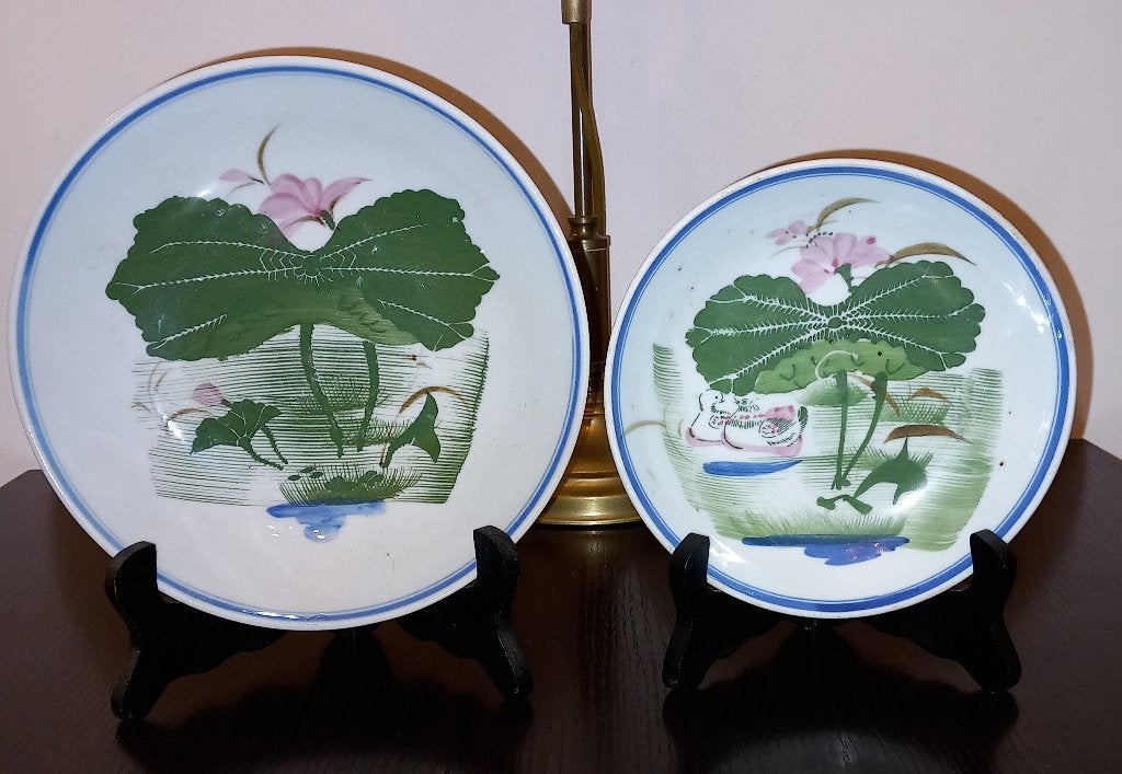 Twee borden van Chinees keramiek, Antiek en Kunst, Antiek | Porselein, Ophalen of Verzenden