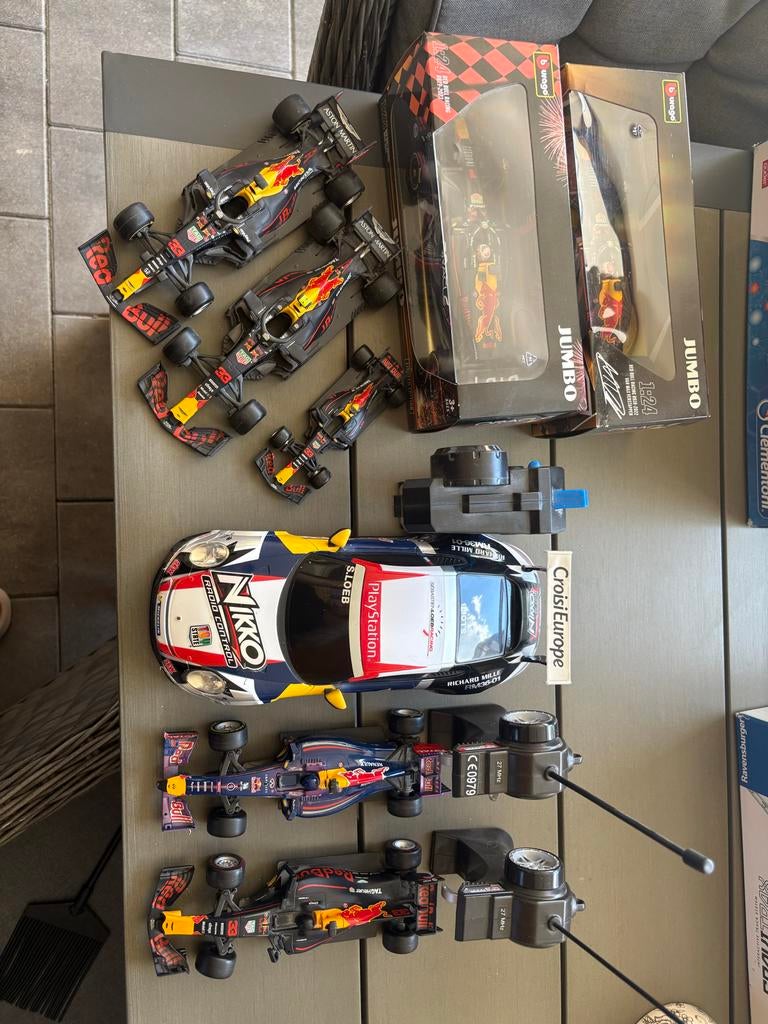 RC Auto's: Red Bull F1 & Nikko Porsche Collectie, Hobby en Vrije tijd, Modelbouw | Radiografisch | Auto's, Zo goed als nieuw, Auto onroad