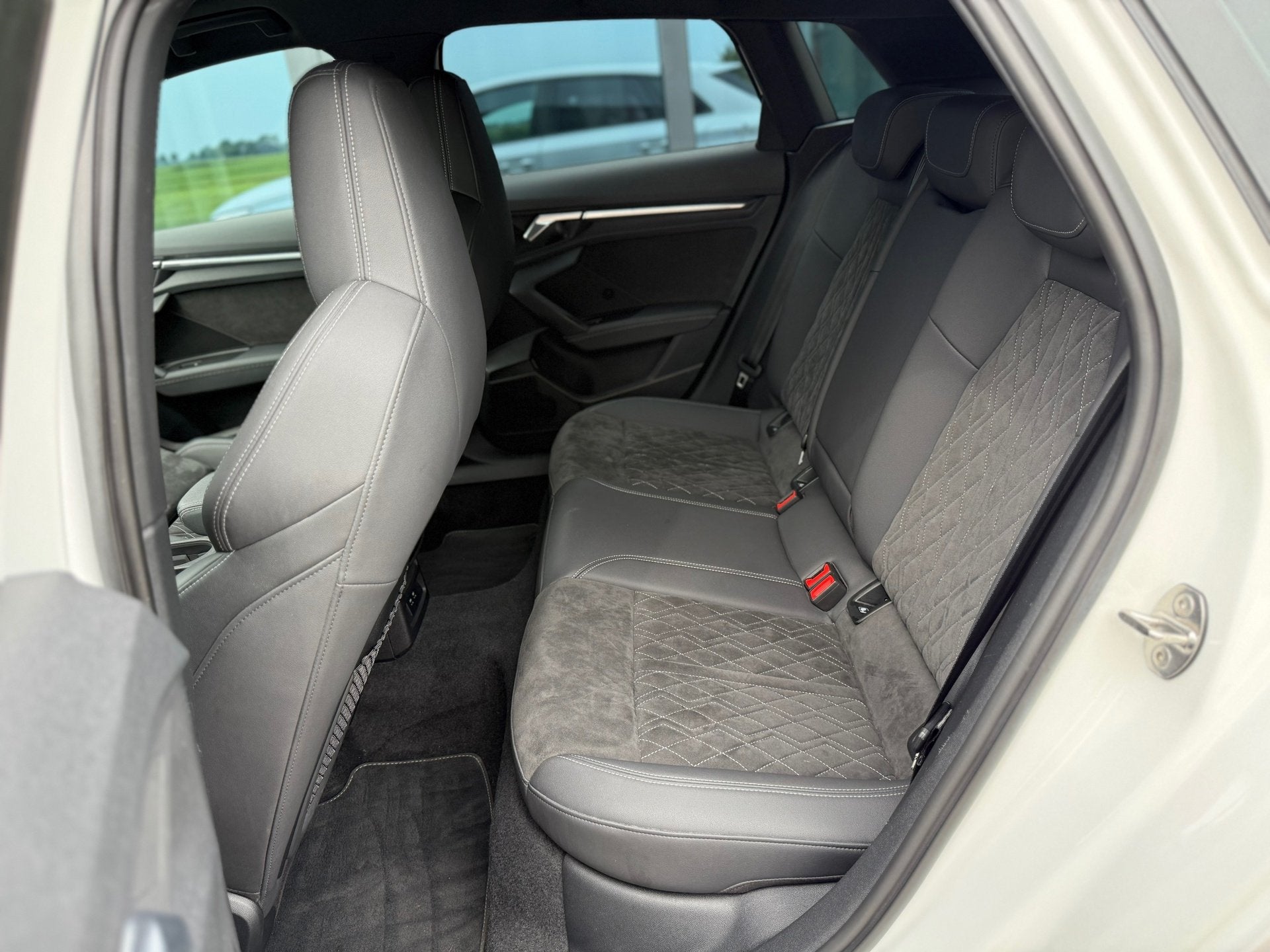 Foto 13 van Audi A3 Sportback 40 TFSI hybride S-line