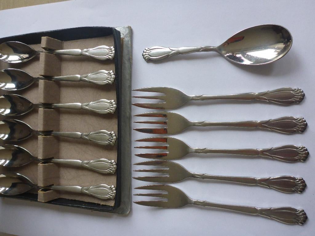 Taartvorkjes, theeschep en koffielepeltjes, gero zilmeta 712, Ophalen of Verzenden, Zo goed als nieuw, Rvs of Chroom, Vaatwasserbestendig