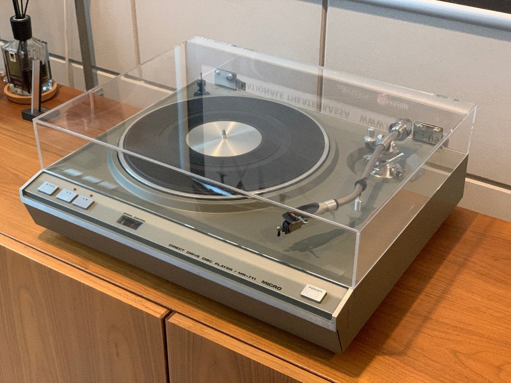 Nieuwe stofkap Micro Seiki MR-711