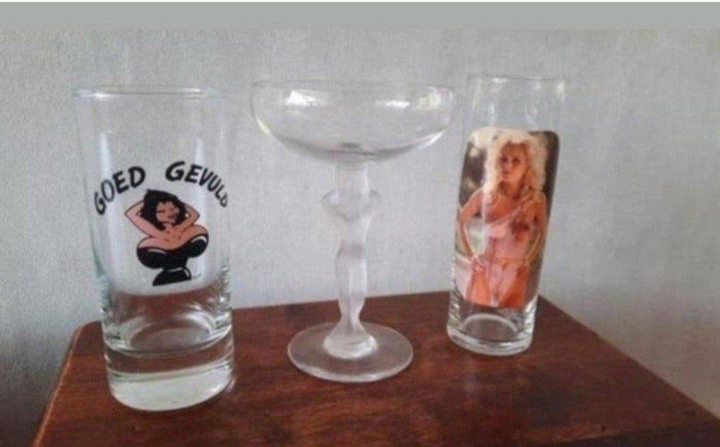 Grappige glazen set - 'Goed Gevuld' en meer, Ophalen of Verzenden