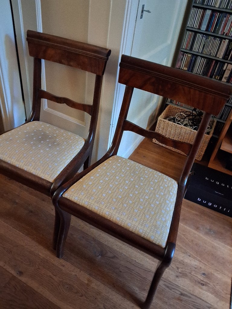 2 Vintage stoelen teak/noten, Ophalen, Gebruikt, Twee, Bruin