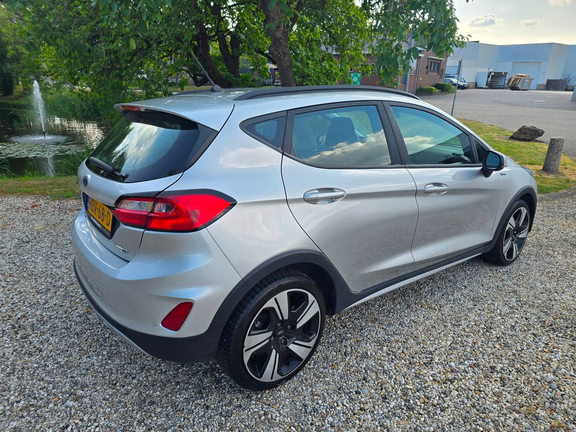 Ford FIESTA 1.0 EcoBoost Hybrid Titanium Vignale Automaat, w, 125 pk, Euro 6, 19 km/l, Hybride Elektrisch/Benzine