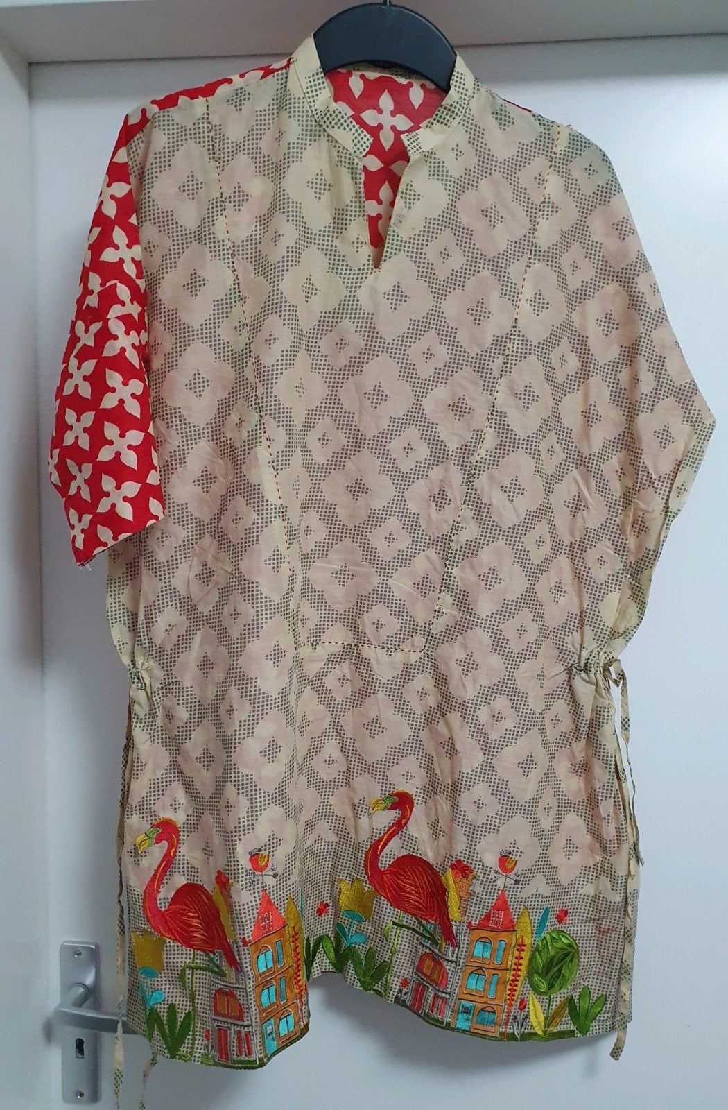 Khaadi Tuniek met flamingo's en borduursel beige rood maat S, Maat 38/40 (M), Ophalen of Verzenden, Zo goed als nieuw, Khaadi