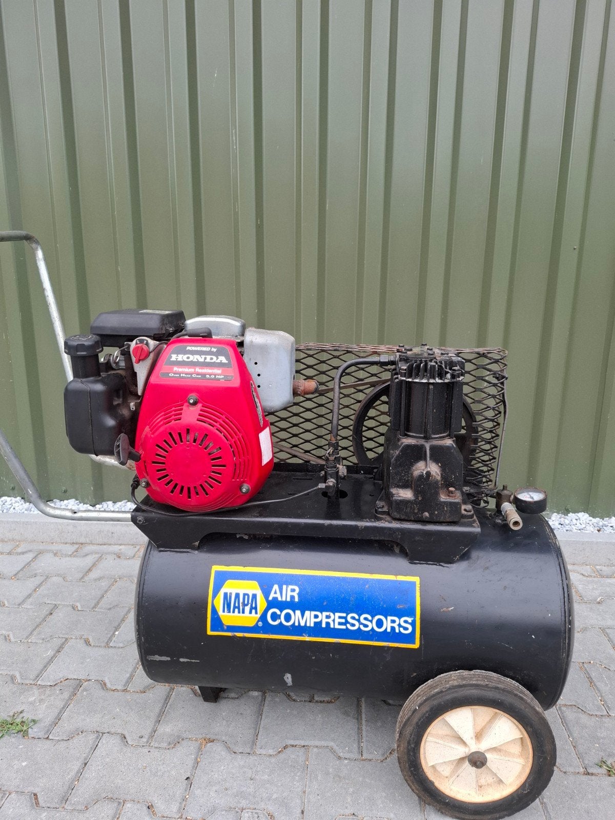 Napa Luchtcompressor met 5 PK Honda Motor, Doe-het-zelf en Verbouw, Compressors, Ophalen, Gebruikt, 10 bar of meer, 25 tot 100 liter