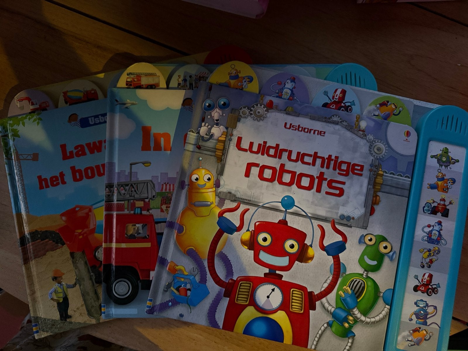 Usborne Boeken, Boeken, Ophalen of Verzenden, Zo goed als nieuw, Uitklap-, Voel- of Ontdekboek, 2 tot 3 jaar