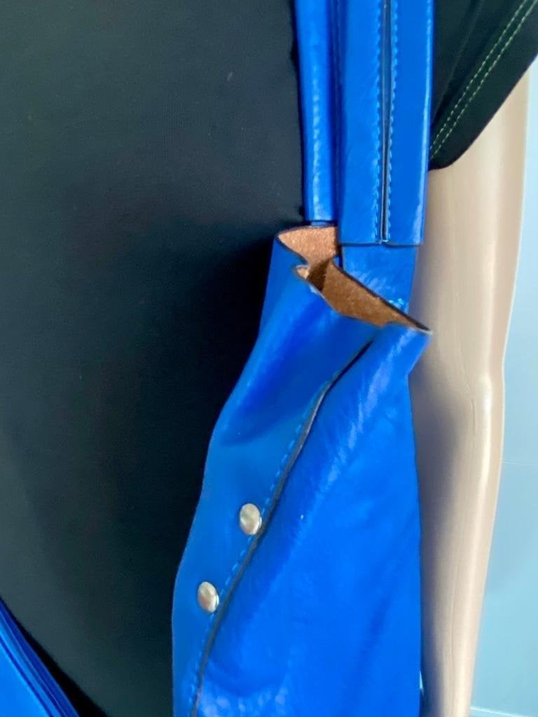 J117 3-delige set: grote schouder tas + toilettas + beursje, Ophalen of Verzenden, Zo goed als nieuw, Blauw