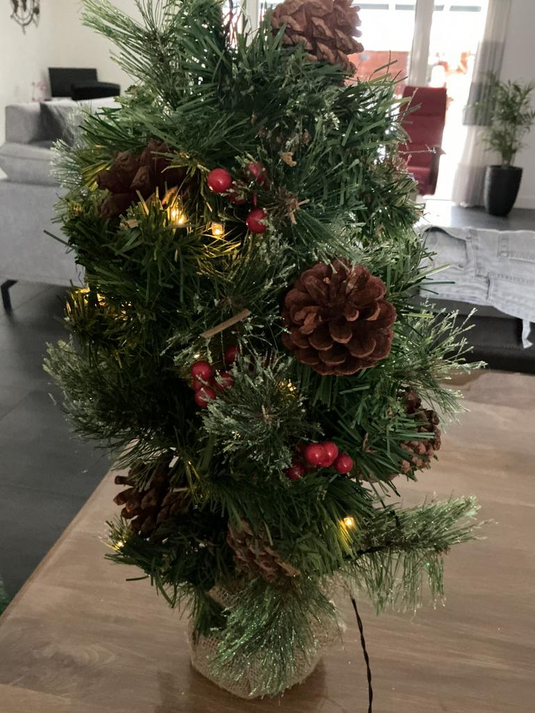 Nieuw kerstboompje met versiering, Diversen, Ophalen of Verzenden, Nieuw
