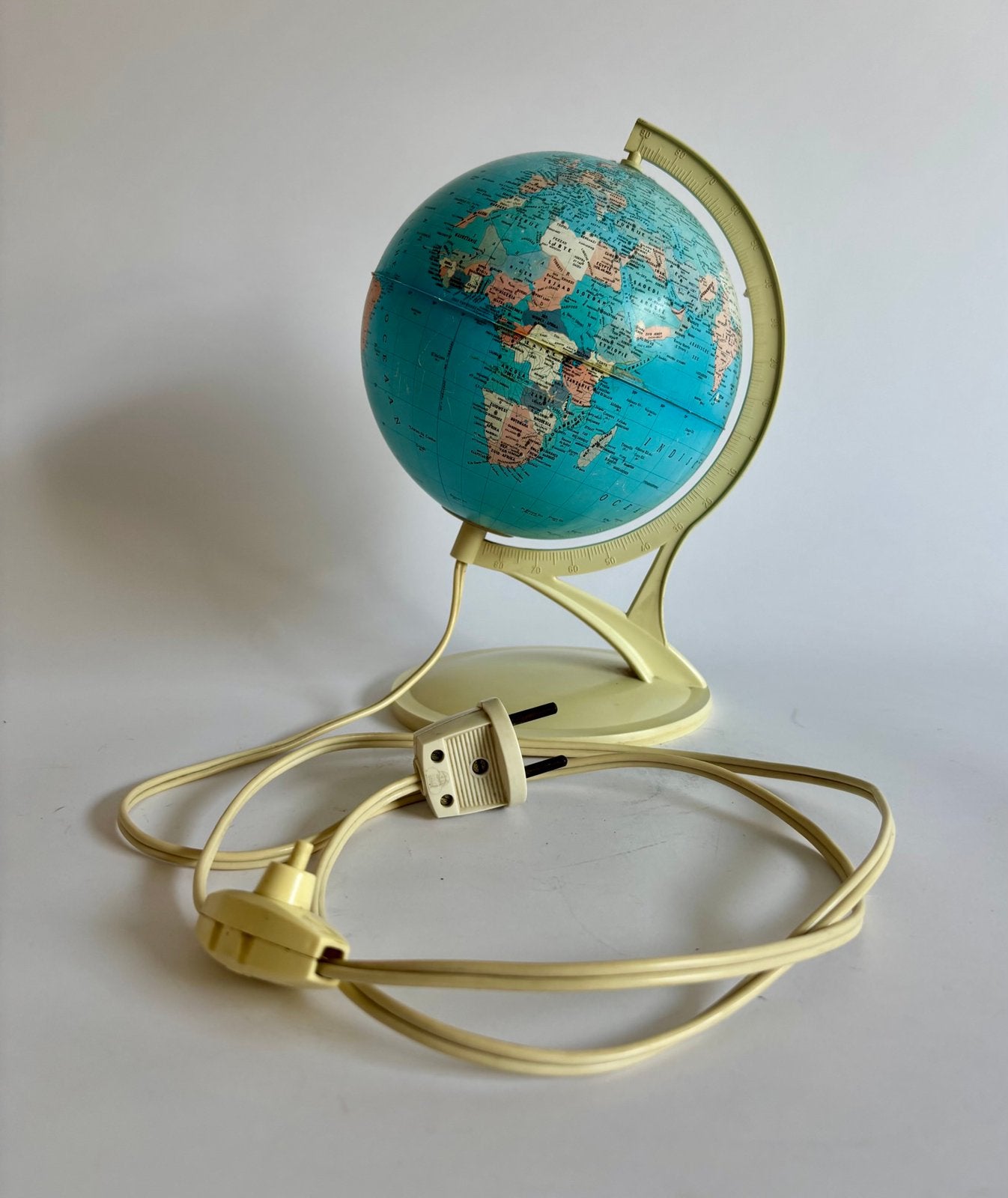 Vintage Eerste Nederlandsche Globe – Industrie Zwolle ‘70, Kunststof, -, -, Ophalen of Verzenden