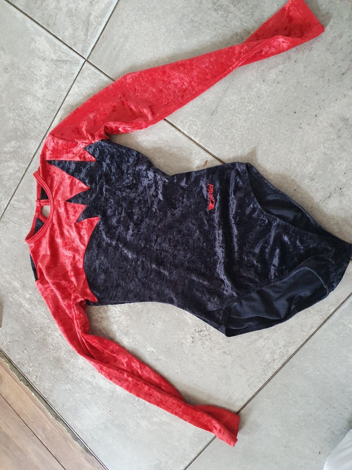 Turnpakje, maat 34, 10 euro., Sport en Fitness, Ophalen of Verzenden, Turnpak(je)