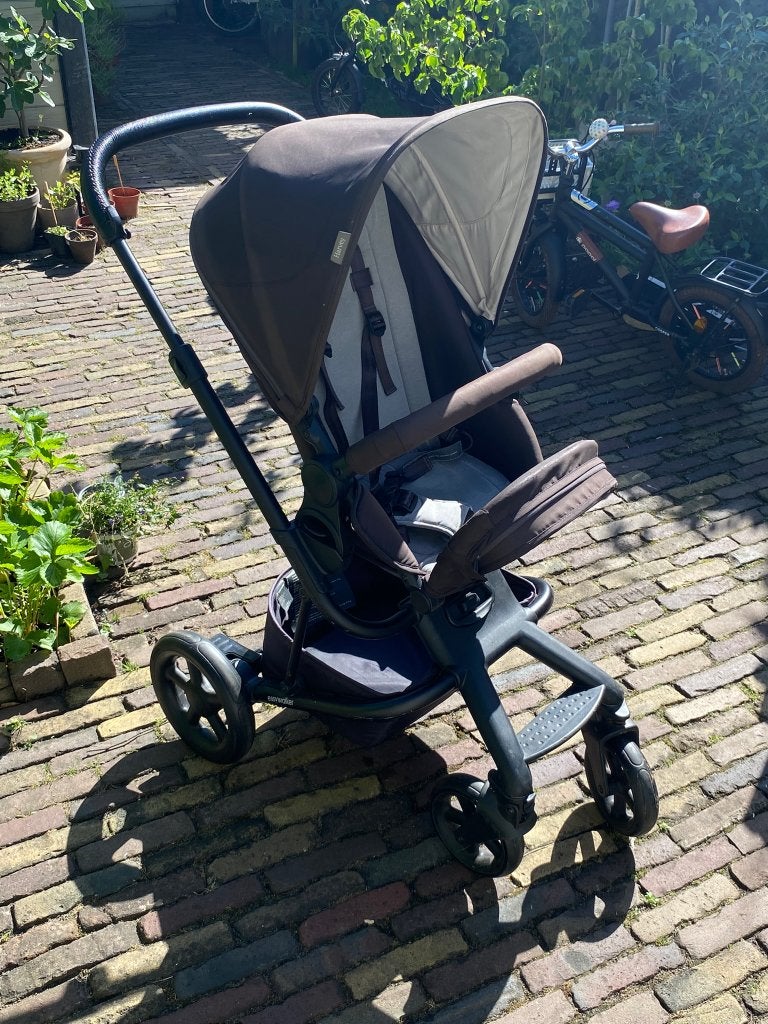 Easywalker Harvey (zwart) - Complete set, Kinderen en Baby's, Kinderwagens en Combinaties, Gebruikt, Combiwagen, Verstelbare duwstang