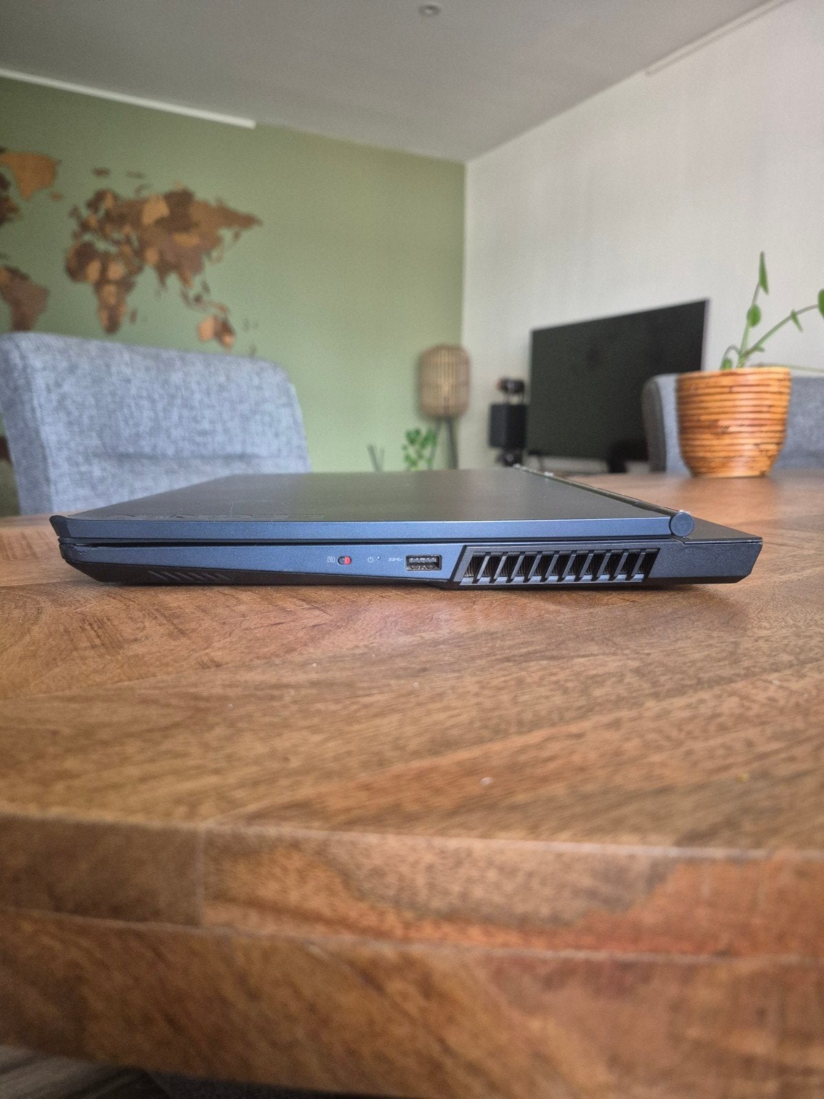 Foto 4 van Lenovo Legion 5 Gaming Laptop - AMD Ryzen 7, RTX 3060