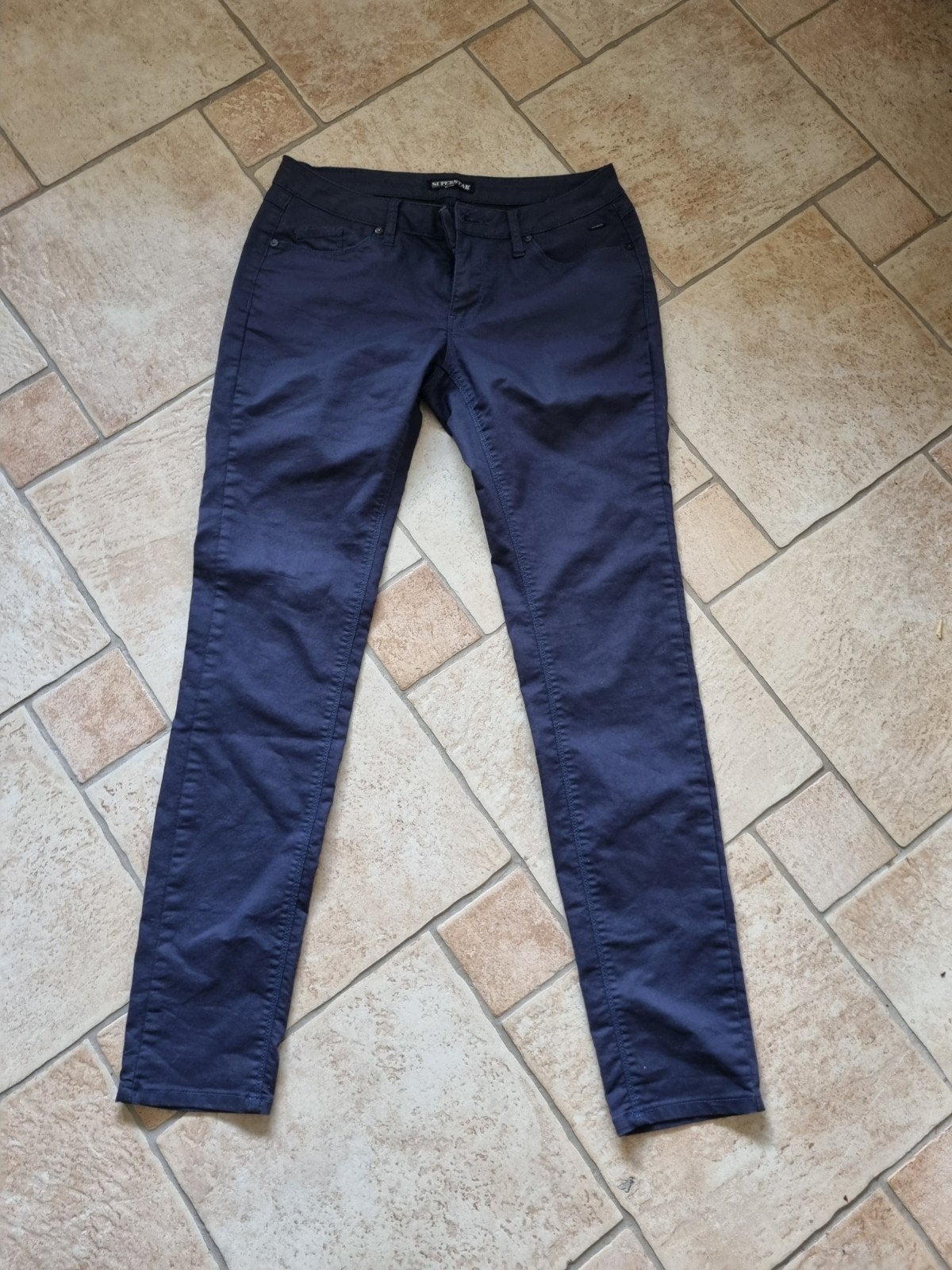 Nieuwstaat mooie superstar broek blauw 36, Supertrash, Blauw, Nieuw, Ophalen of Verzenden