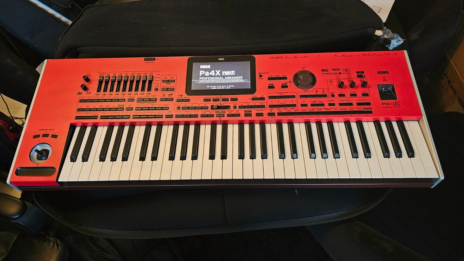 Korg Pa4X (Custom Red) + Emo SD, Tati v2 & Hoes, Ophalen, Korg, Aanslaggevoelig, 61 toetsen