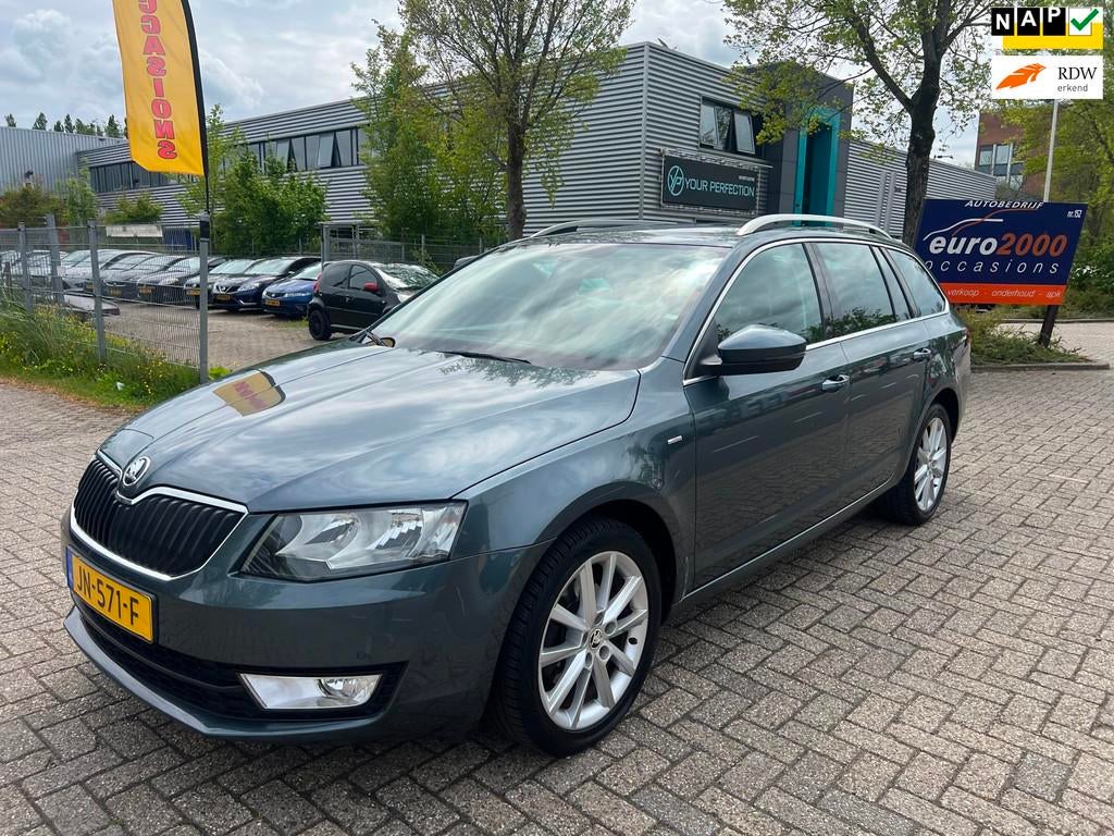 Skoda Octavia Combi 1.4 TSI Greentech - NAVIGATIE - NAP !, Voorwielaandrijving, Stof, Gebruikt, 4 cilinders