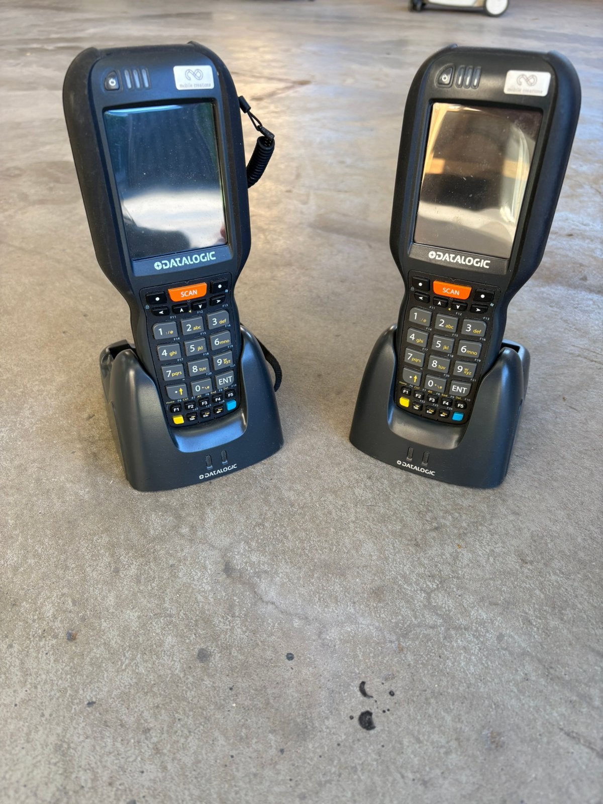 2x Datalogic handheld scanner + dock (hetzelfde set), Computers en Software, Scanners, Zo goed als nieuw, Ophalen