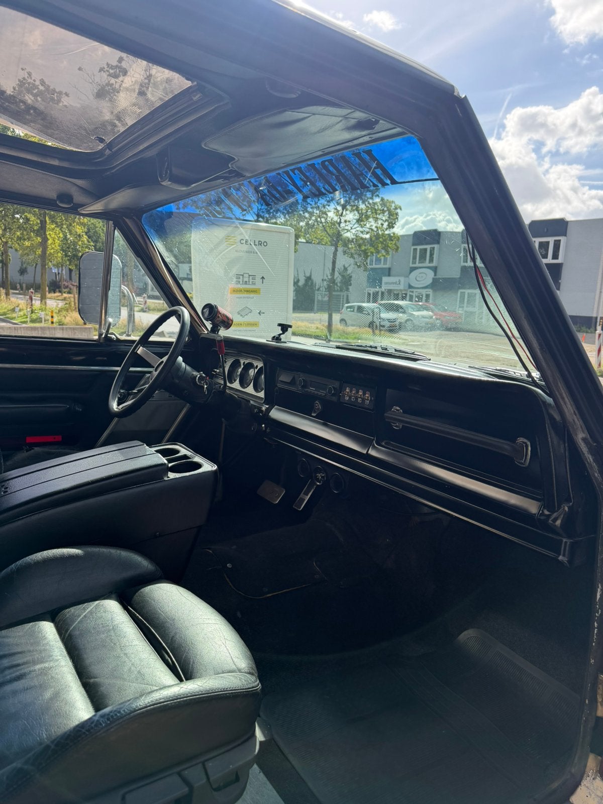 ‼️JEEP WAGONEER CHEROKEE CHIEF 5.9 V8 4X4 BELASTINGVRIJ‼️, Auto's, Zwart, Bruin, Leder, Bedrijf